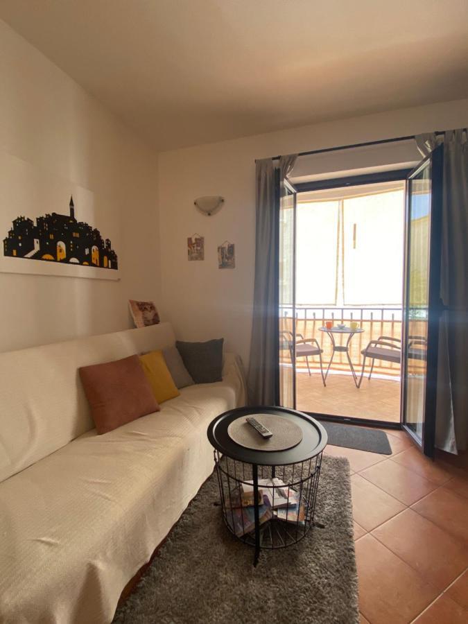 روفينج Apartment Sara المظهر الخارجي الصورة